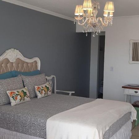Pousada Cris Garden Bed&Breakfast Фос-ду-Игуасу Экстерьер фото
