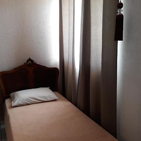 Pousada Cris Garden Bed&Breakfast Фос-ду-Игуасу Экстерьер фото