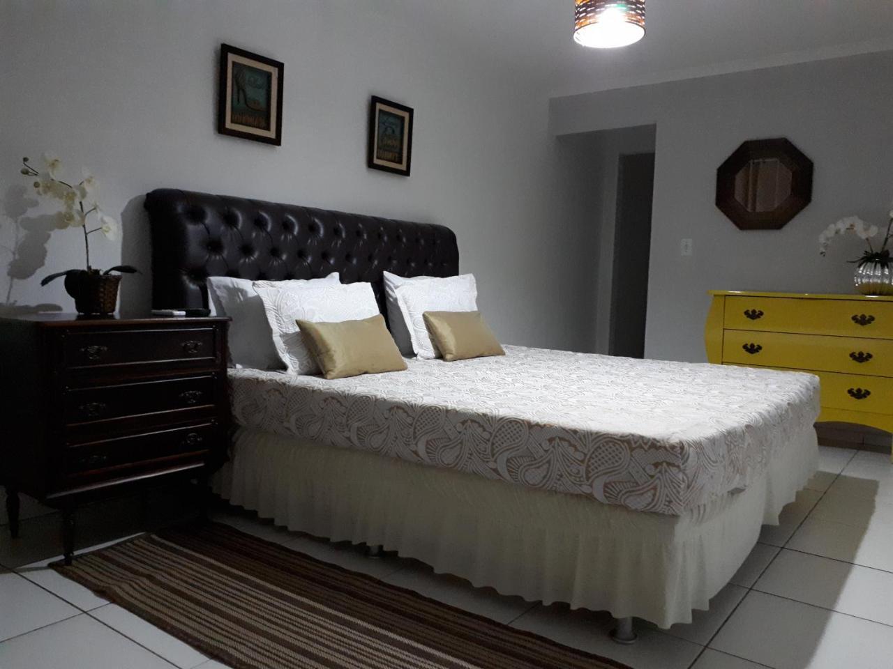 Pousada Cris Garden Bed&Breakfast Фос-ду-Игуасу Экстерьер фото
