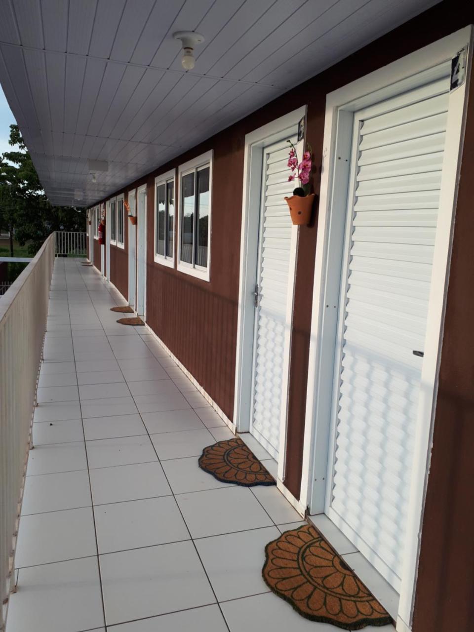 Pousada Cris Garden Bed&Breakfast Фос-ду-Игуасу Экстерьер фото