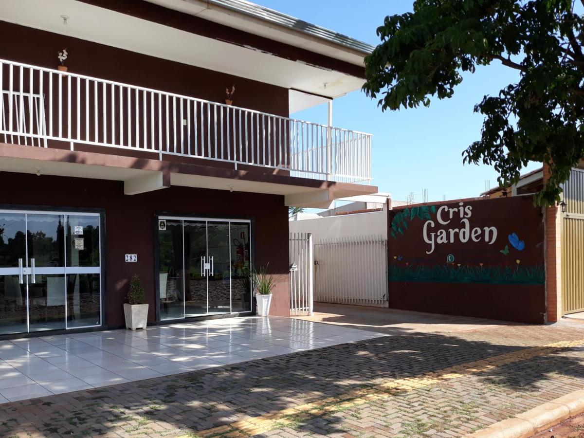 Pousada Cris Garden Bed&Breakfast Фос-ду-Игуасу Экстерьер фото